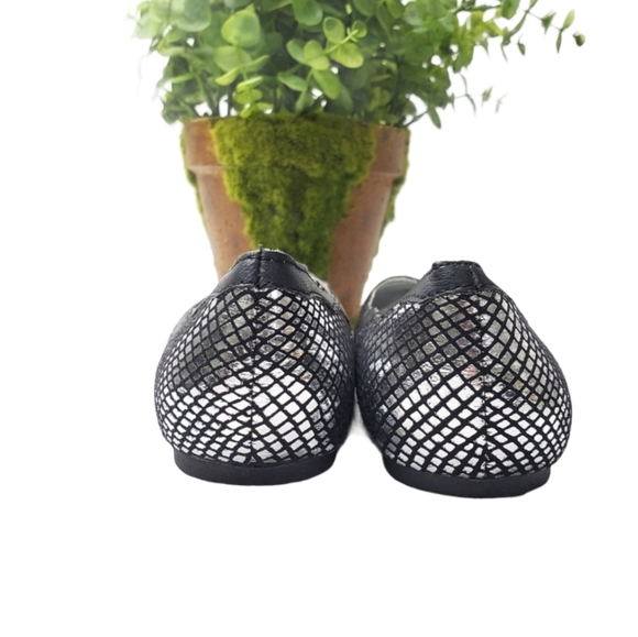 Kensie Girl Flats Balerina 31303 Black Silver 2 - Picture 6 of 9